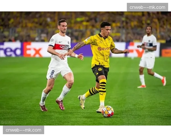 里昂双子星闪耀王子公园，2-1掀翻大巴黎后欧战资格稳了？